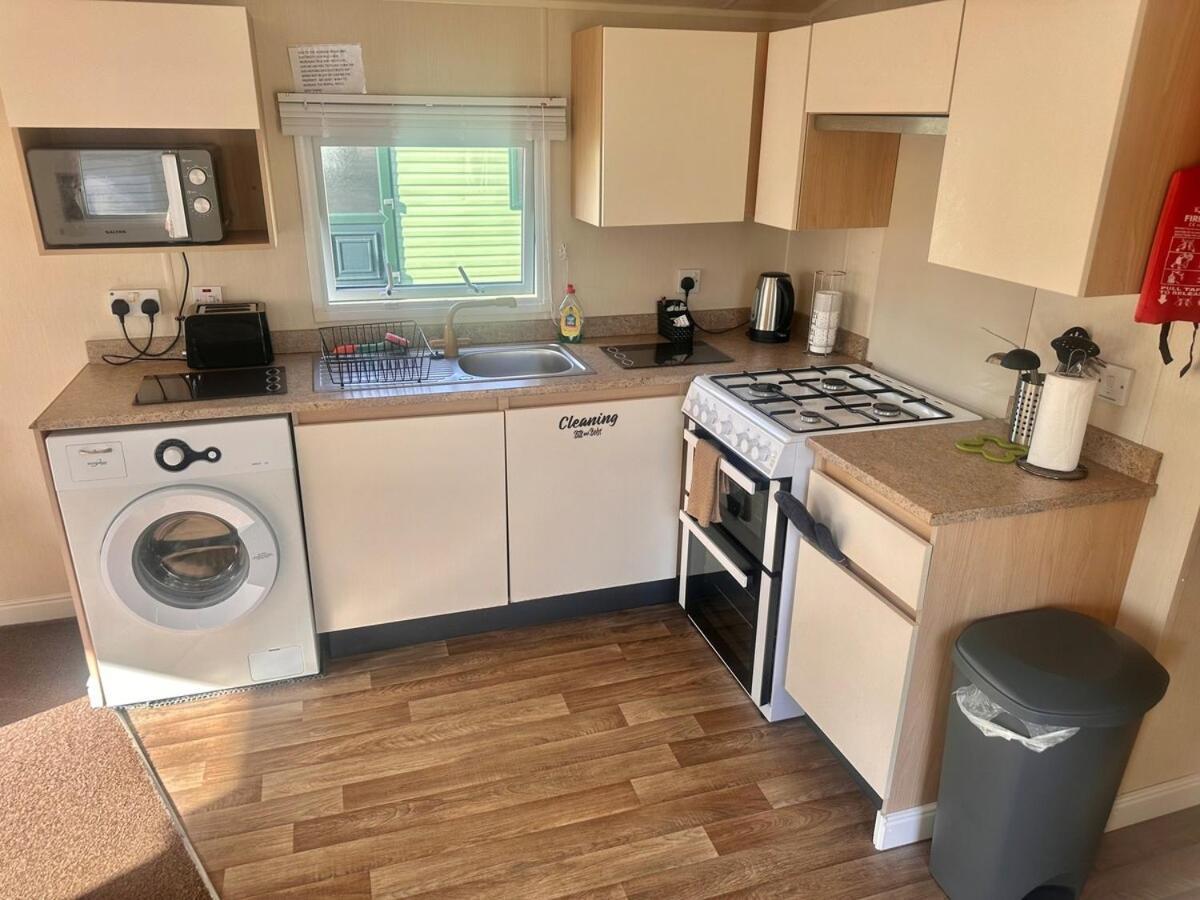 Two Bedroom Willerby Parkhome In Uddingston, Glasgow Dış mekan fotoğraf